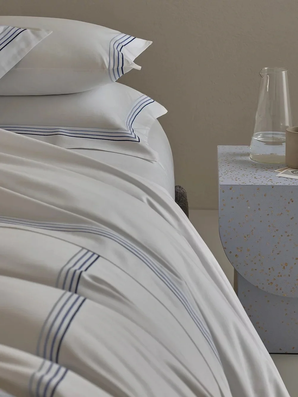 EUC Frette Cruise Sateen Sheet Set